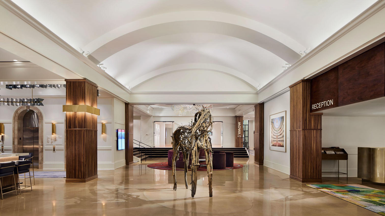 Kinn Guesthouse Downtown Milwaukee elegant modern lobby